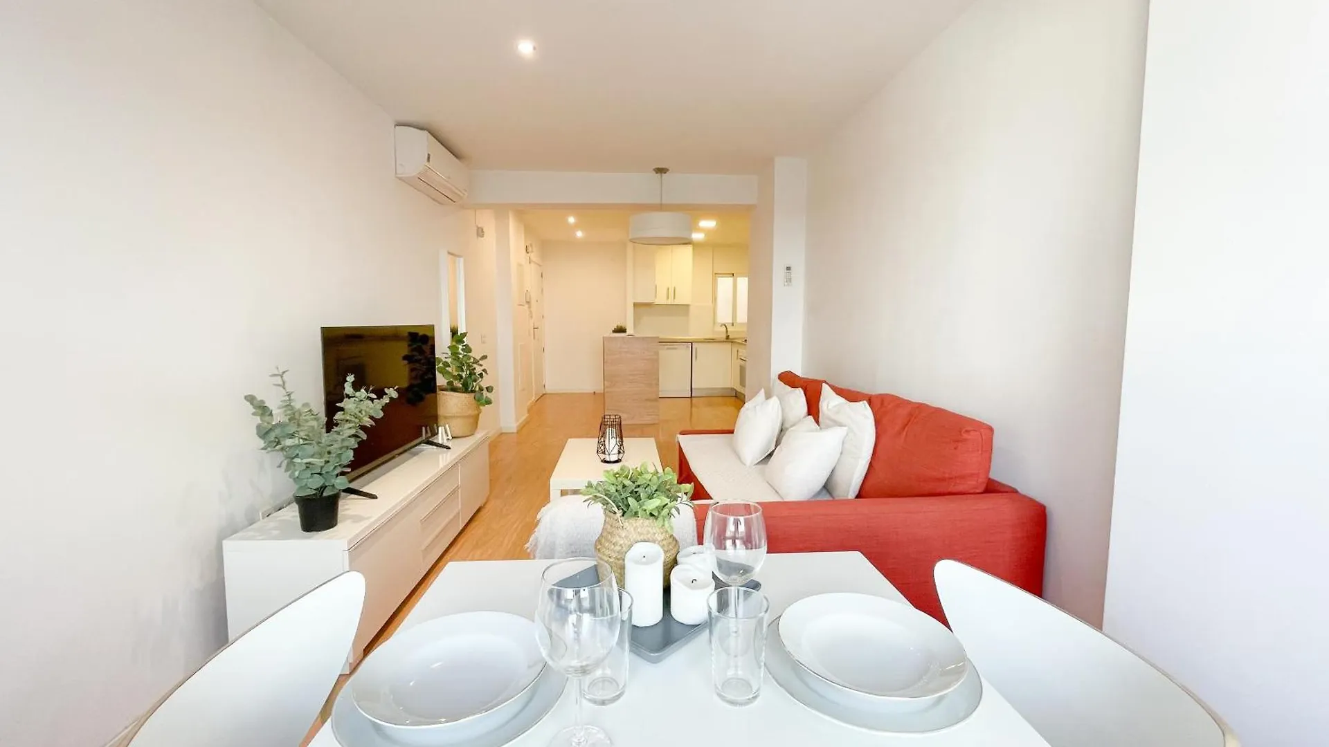 Moderno Apartamento Plz De La Merced Màlaga 0*,  Španělsko
