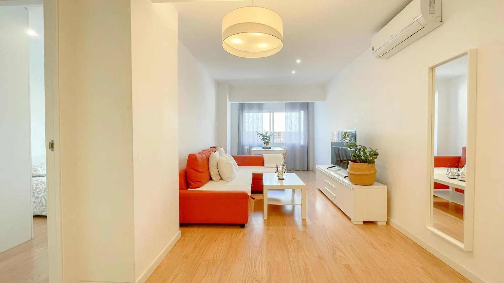 Moderno Apartamento Plz De La Merced Malaga Apartment