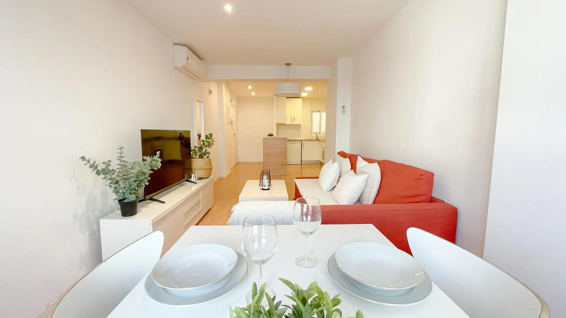 Moderno Apartamento Plz De La Merced Malaga