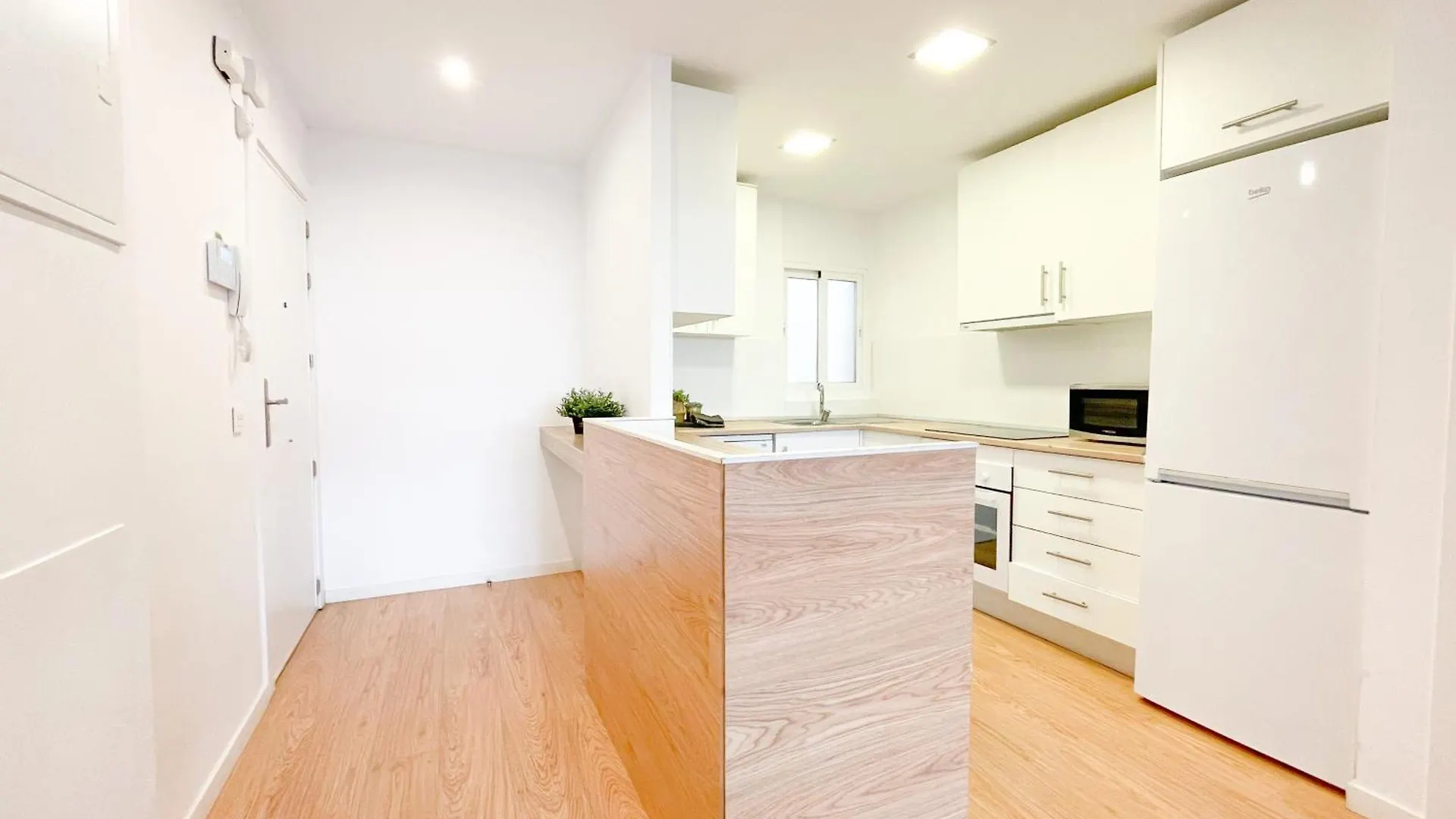 Apartment Moderno Apartamento Plz De La Merced Malaga
