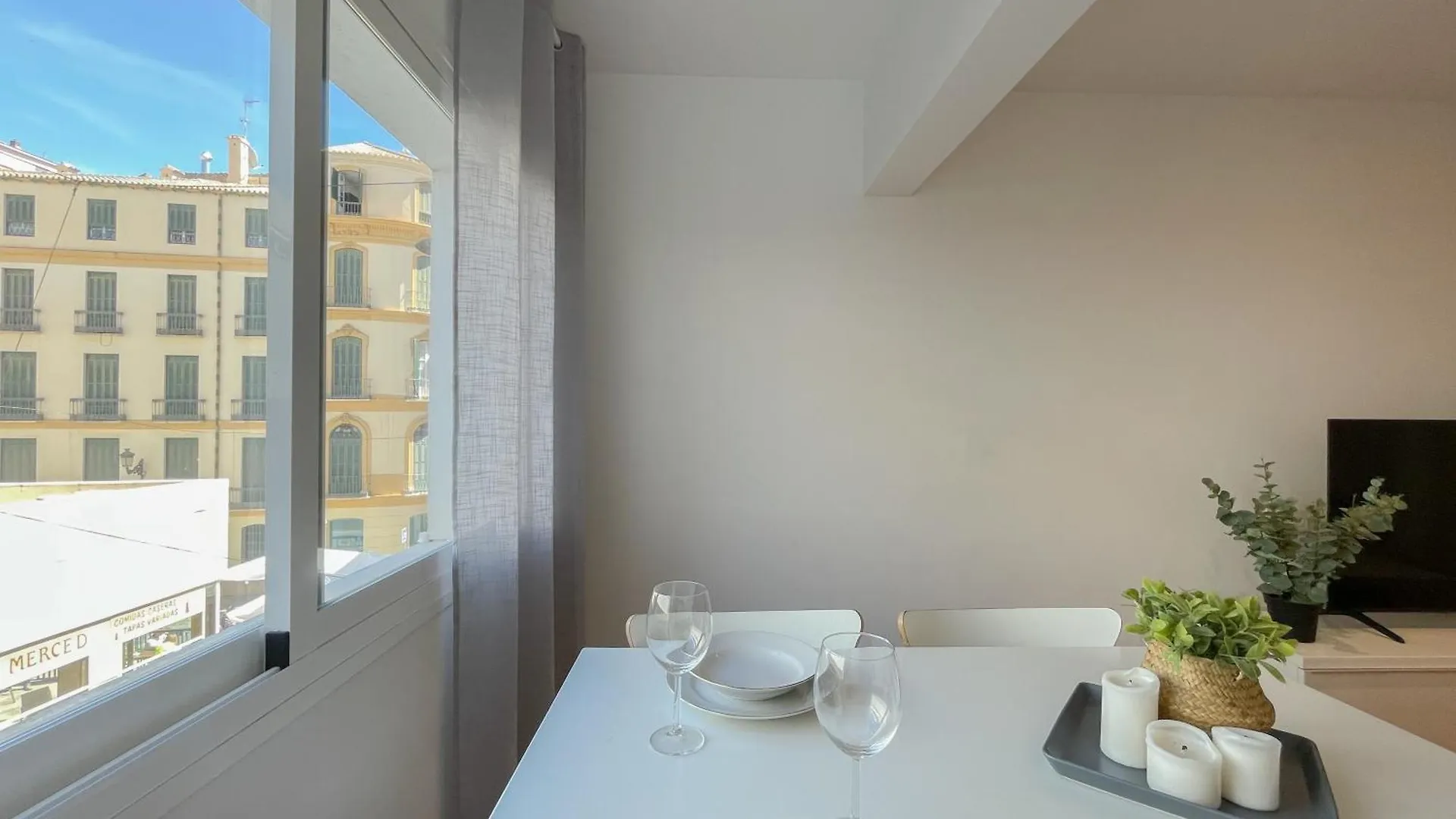 Apartment Moderno Apartamento Plz De La Merced Malaga